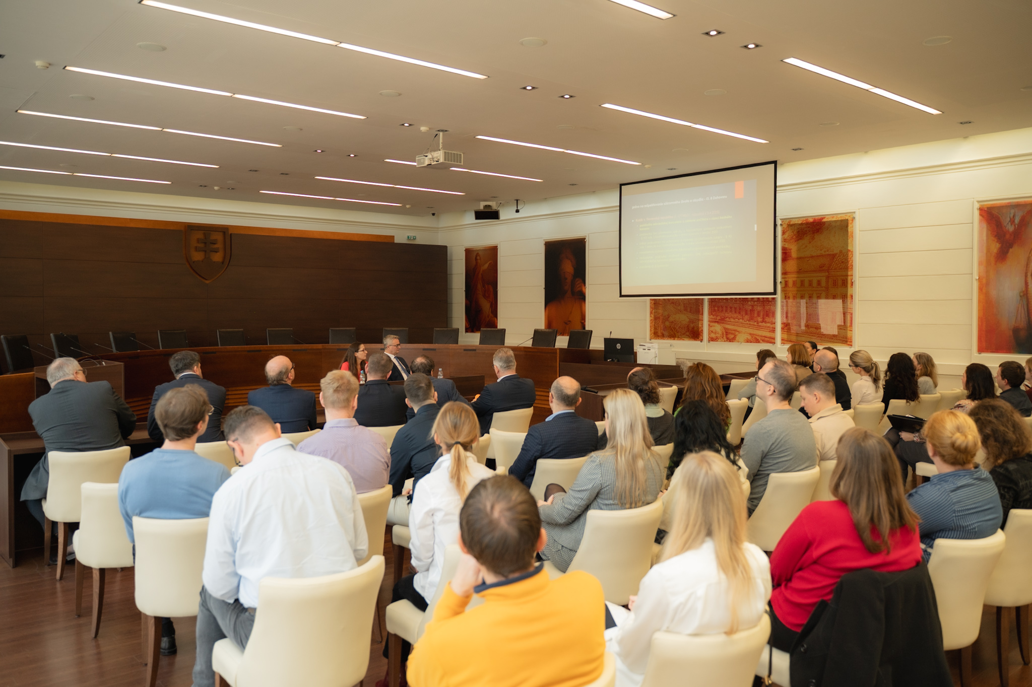 Obrázok Seminár s Miroslavou Bálintovou na Ústavnom súde Slovenskej republiky bol zameraný na najnovšie rozsudky ESĽP proti Slovenskej republike