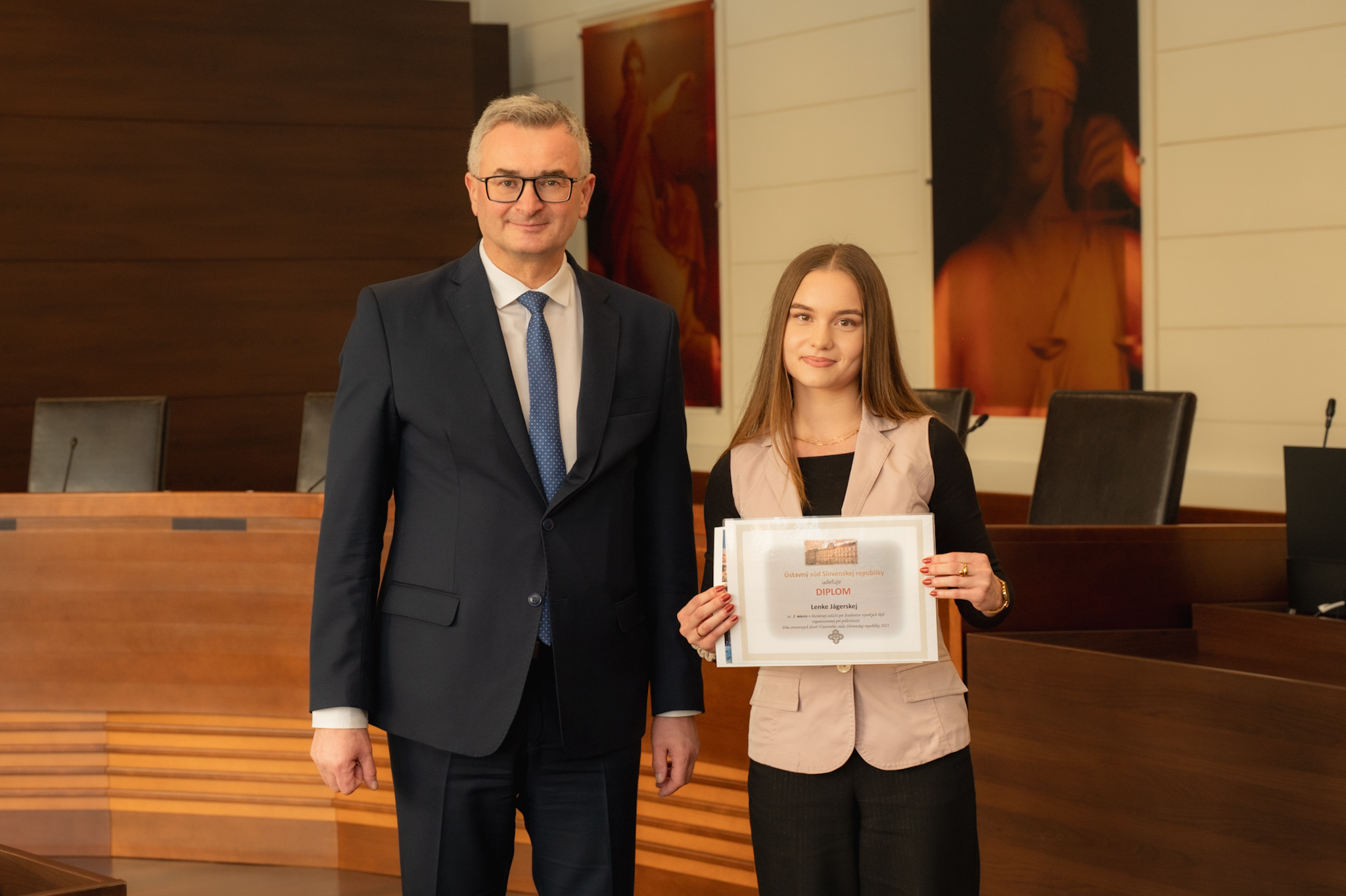 Obrázok Predseda Ústavného súdu Slovenskej republiky dnes ocenil výhercov súťaže pre študentov vysokých škôl