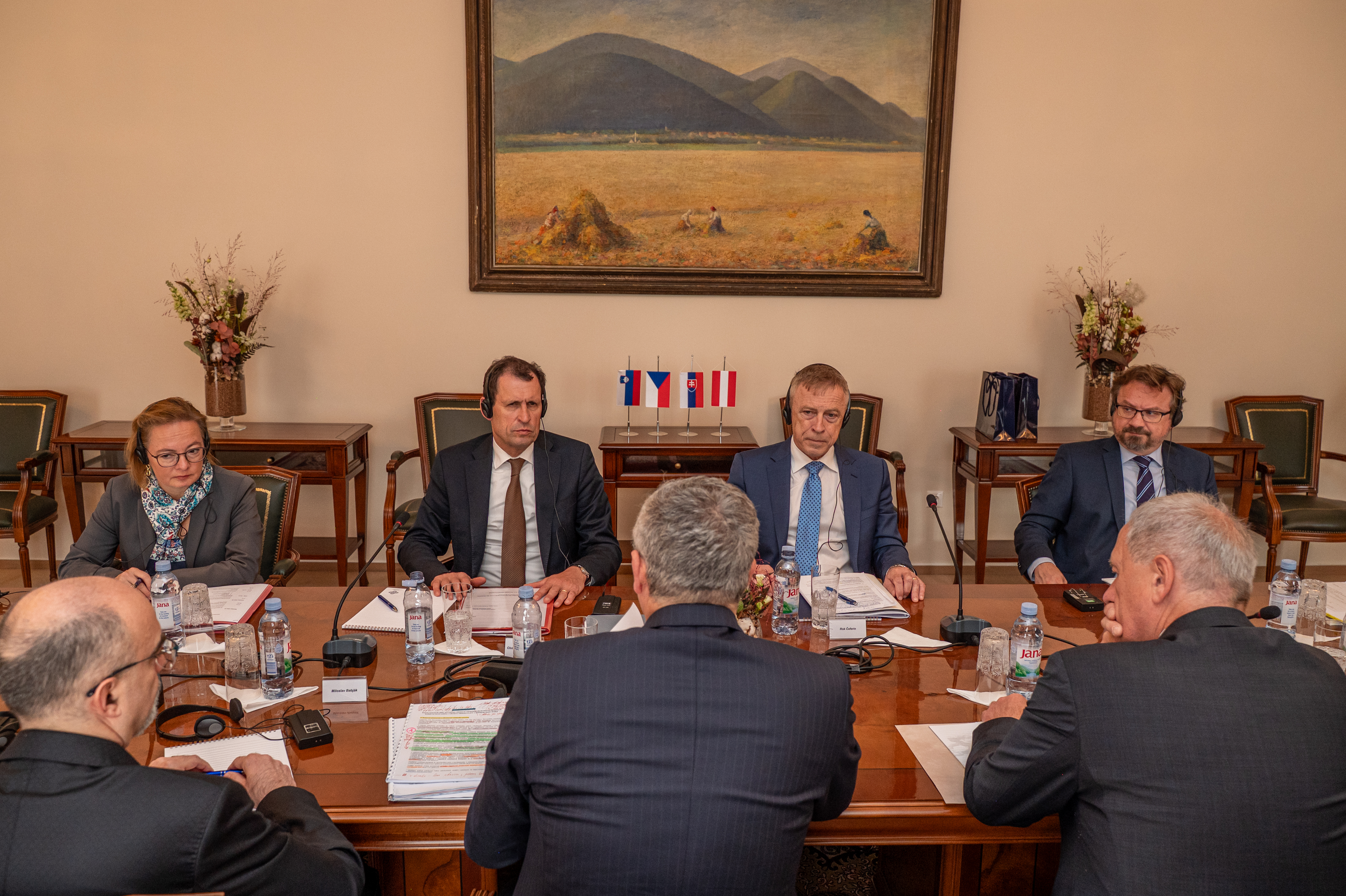 Obrázok Predsedovia štyroch stredoeurópskych ústavných súdov sa stretli v Bratislave 