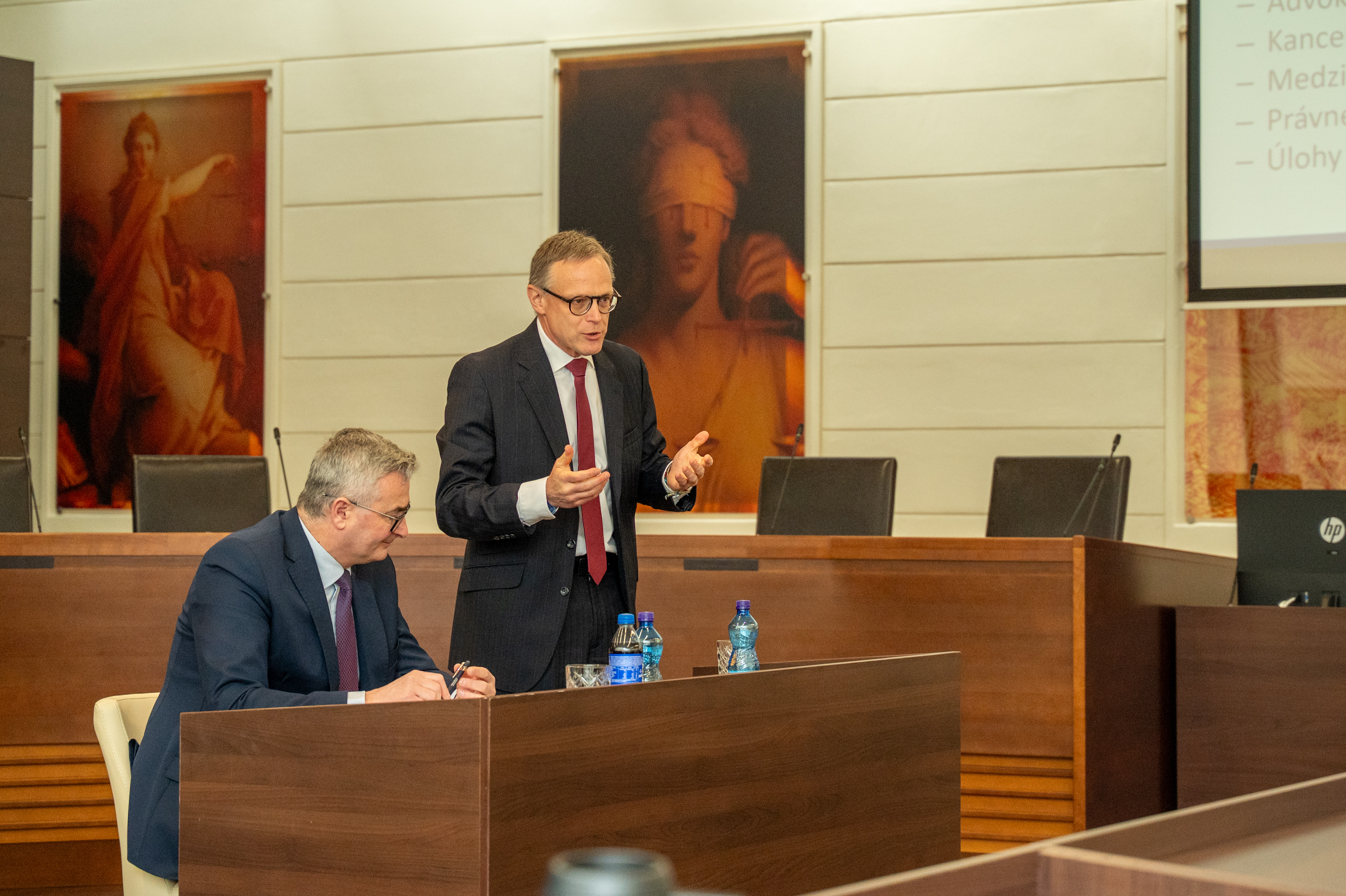 Obrázok Ústavný súd Slovenskej republiky navštívil vedúci slovenského oddelenia Kancelárie Európskeho súdu pre ľudské práva Michal Kučera