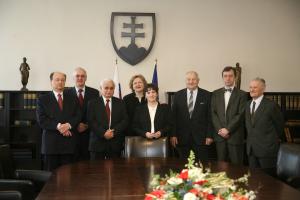 Medzinárodný seminár „Ústavné súdnictvo v krajinách V4“ - fotka z galérie č. 13